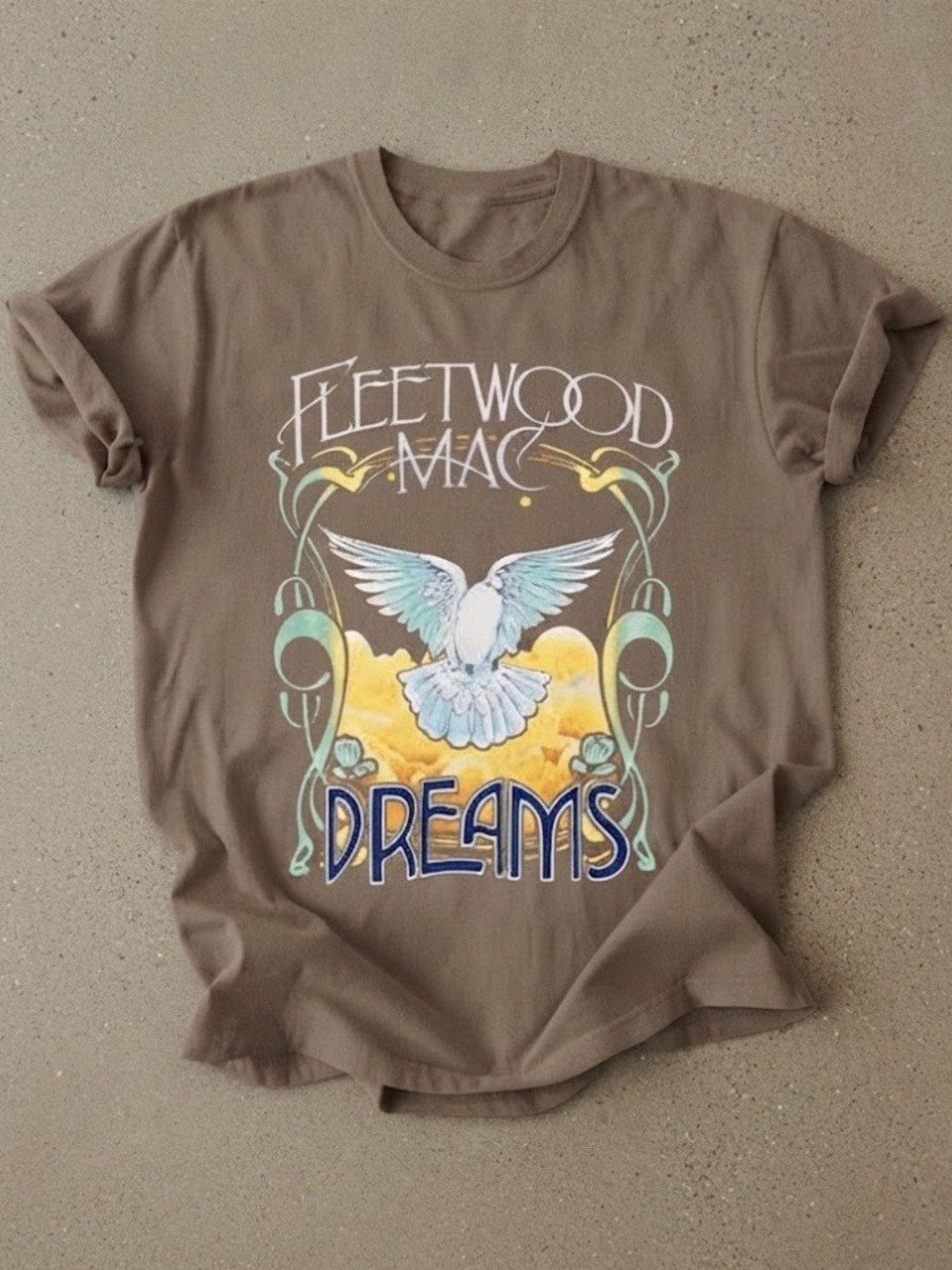 Fleetwood Mac Dove Bird Art Aesthetic Graphic Gildan T-Shirt